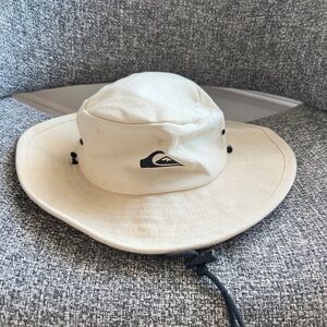 Quiksilver Black and Cream Hat